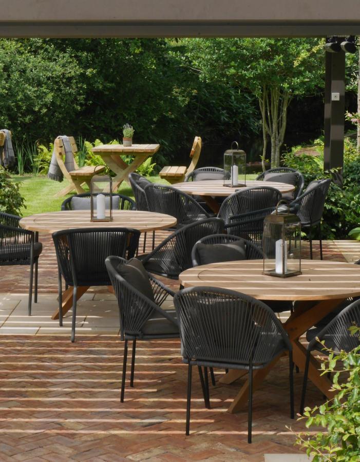 The Drummond At Albury Mini-hôtel Guildford
